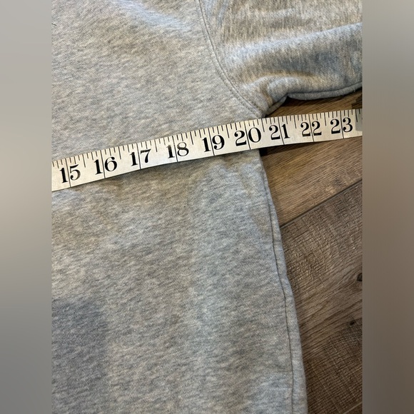 Mickey Mouse x Gap crewneck sweatshirt - Picture 7 of 8